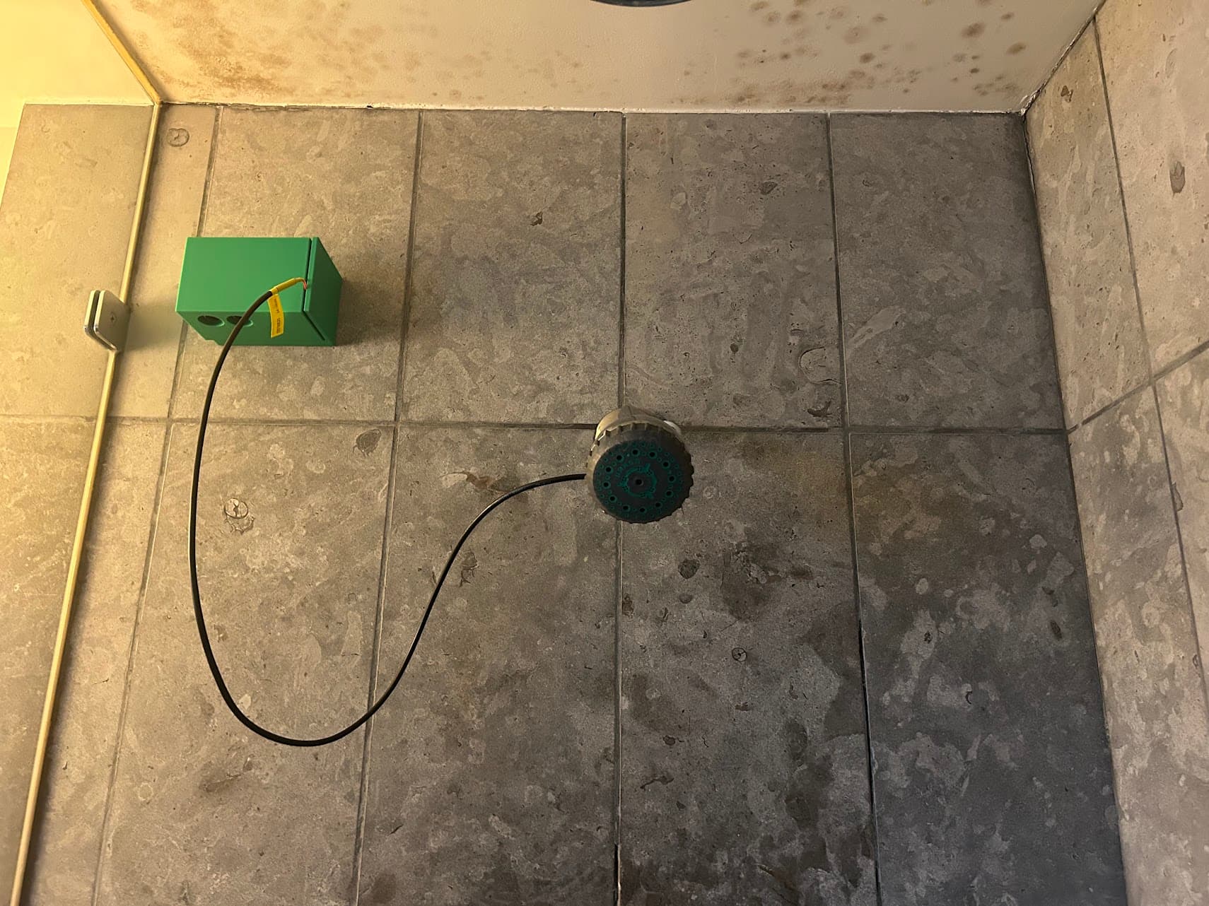 Shiver shower temperature tracker and hardware